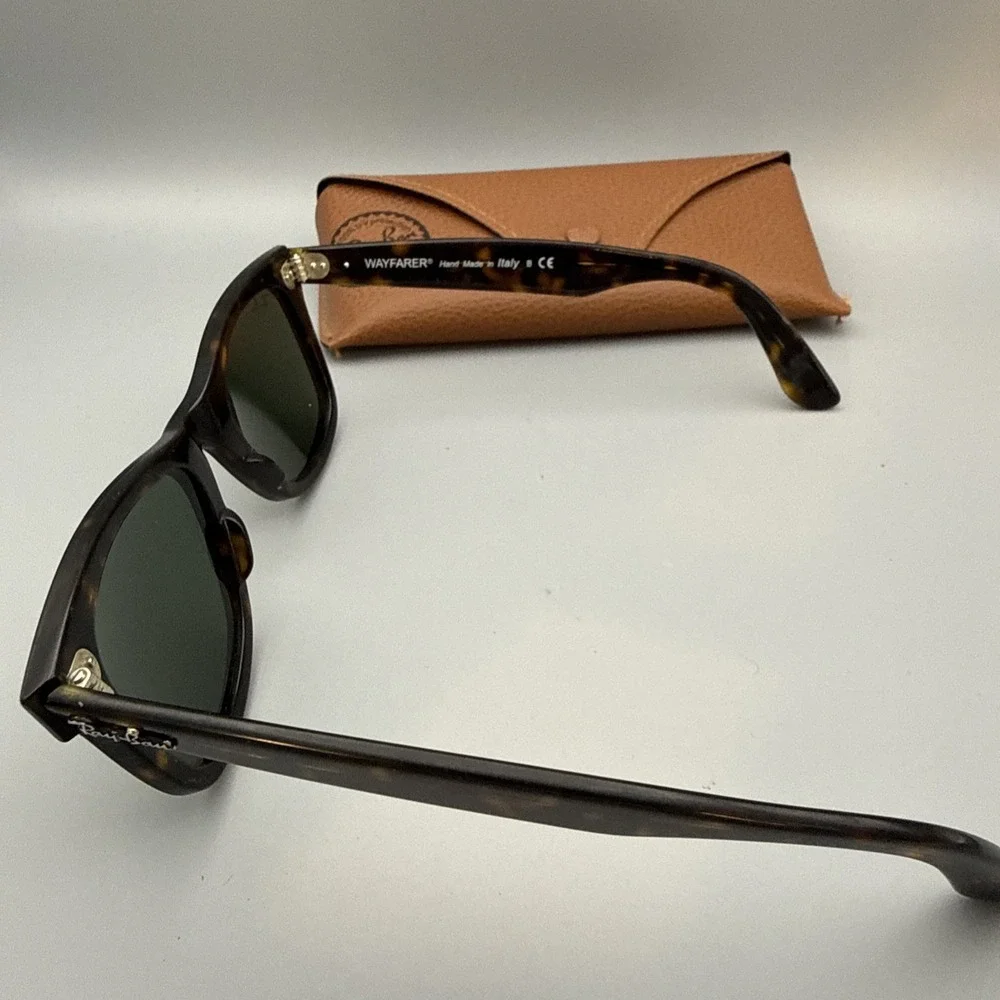 Ray-Ban Wayfarer Authentic RB2140 Vtg 902/50-22 Tortoise w/Green Gradient lens